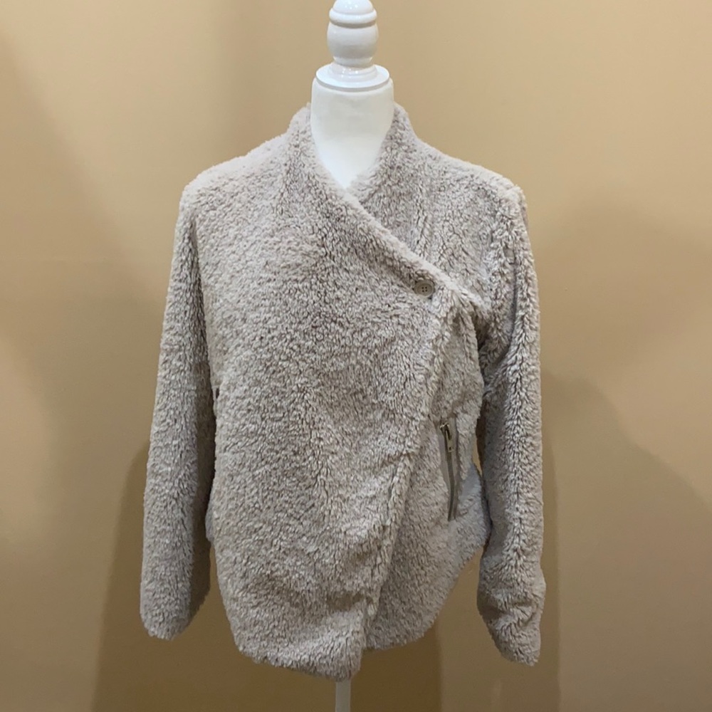 BB Dakota faux fur motto jacket. adorbs!